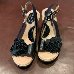 Pair of B.O.C. Black sandals - Women’s size 7